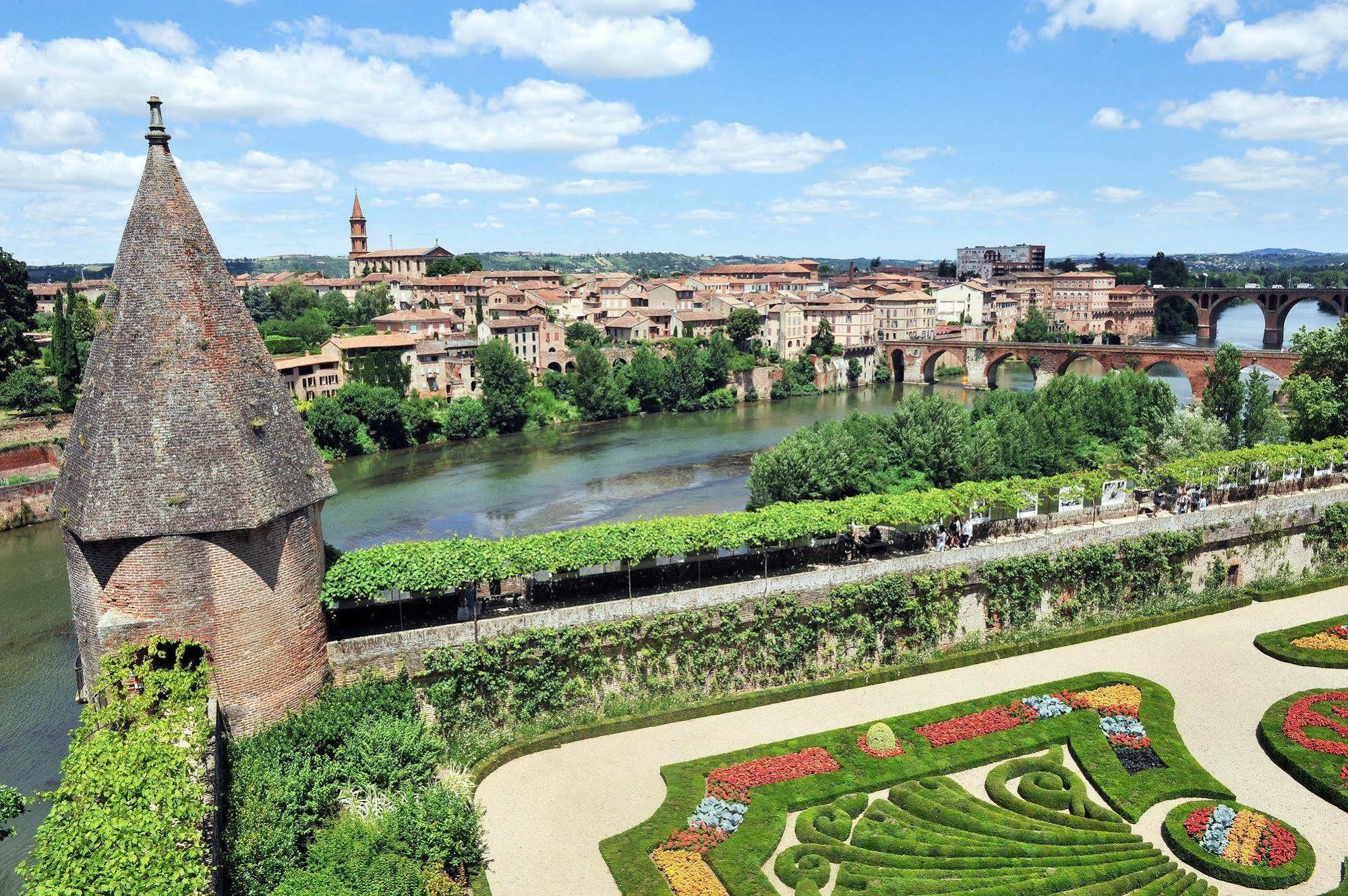 Hostellerie Du Grand Saint Antoine Albi Luaran gambar